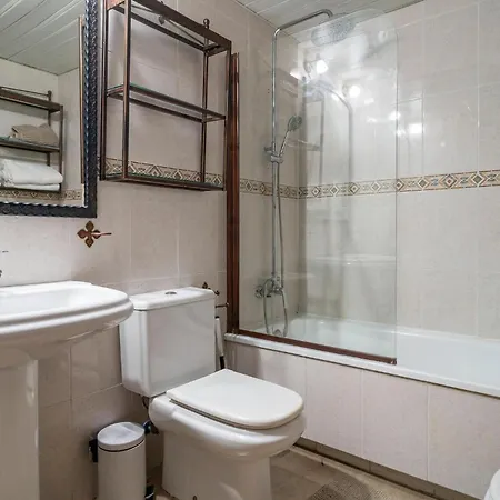 1 Bedroom Gorgeous In Lägenhet *