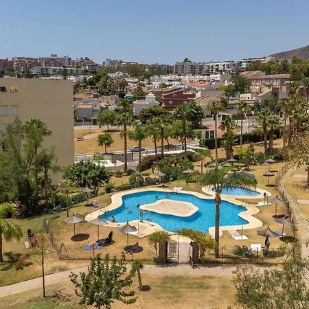 1 Bedroom Gorgeous In Lägenhet Torremolinos